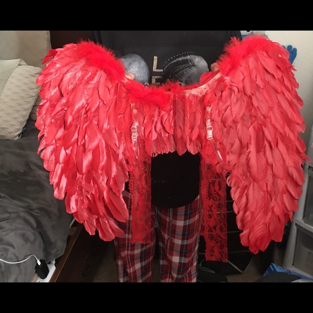 Angel wings